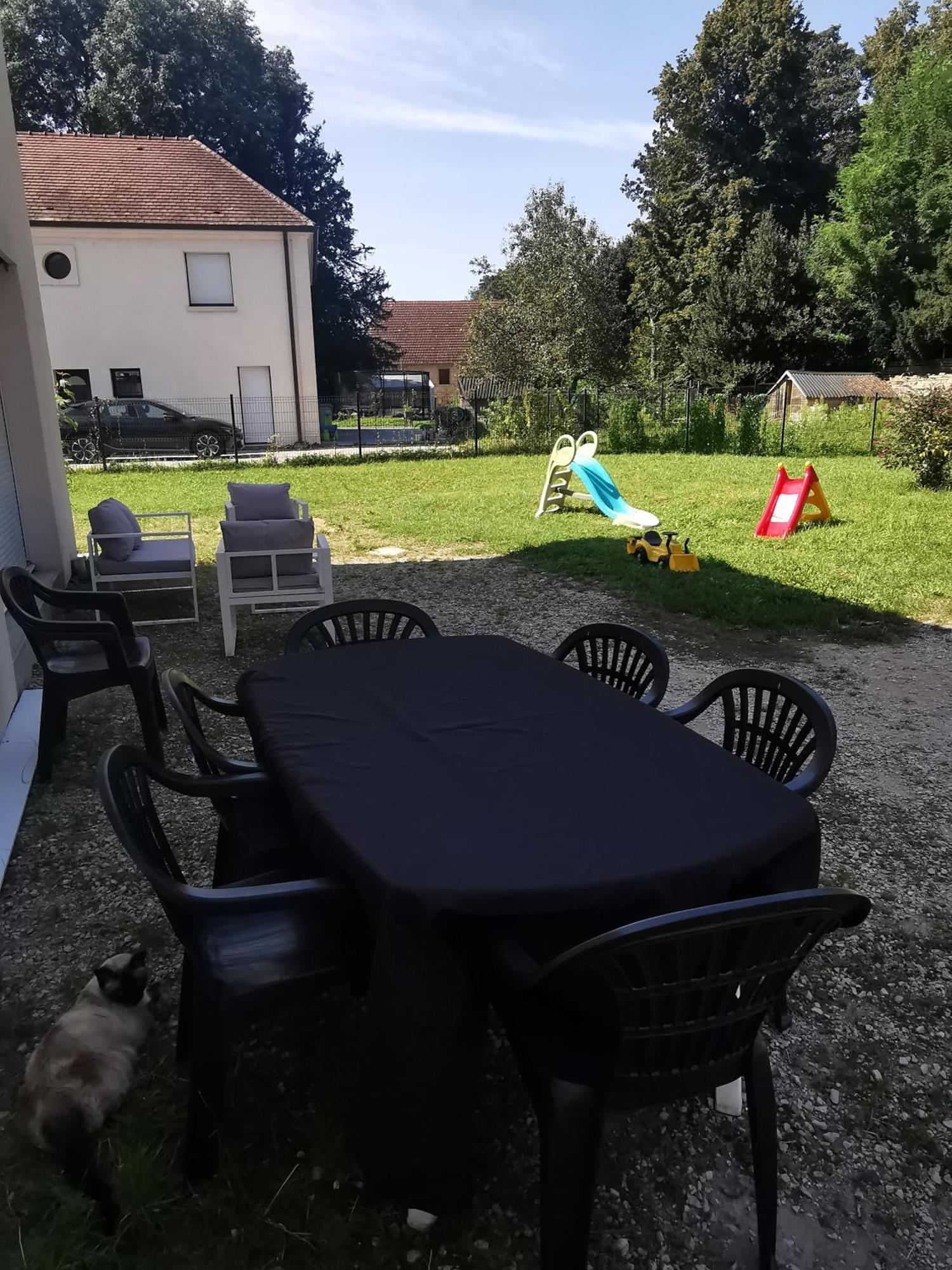 D'hotes Chez Manon Homestay Sampans